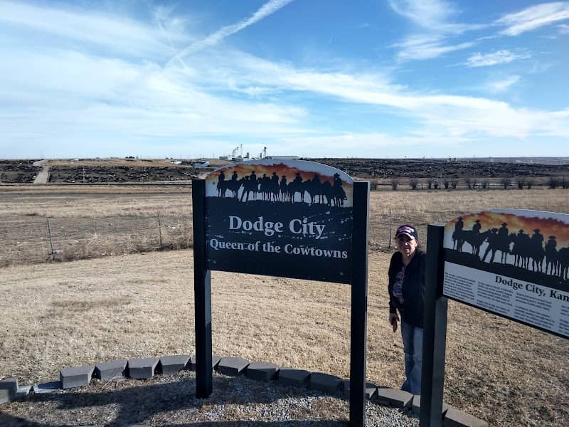 Feed Yard Scenic Overlook - Image 2