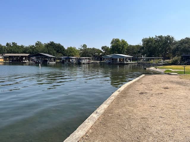 Bluebriar Park - Image 1