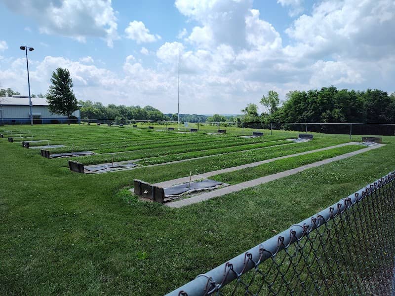 Stockdale Park Horseshoe Area - Image 1