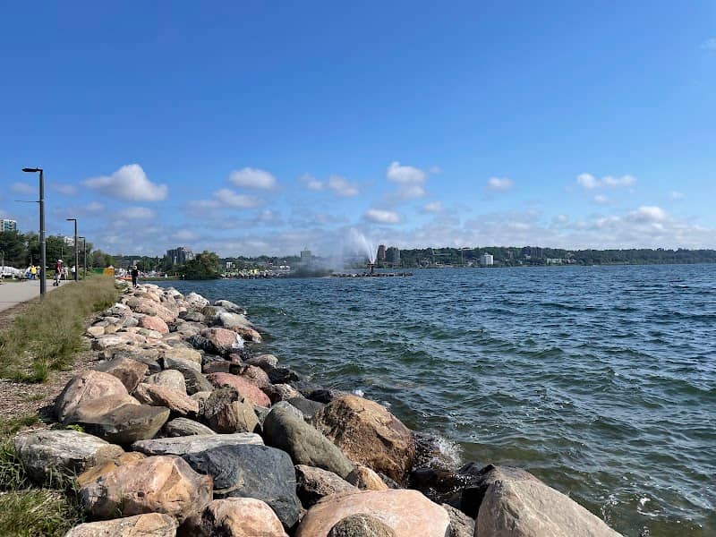 Waterfront Fountain - Image 1