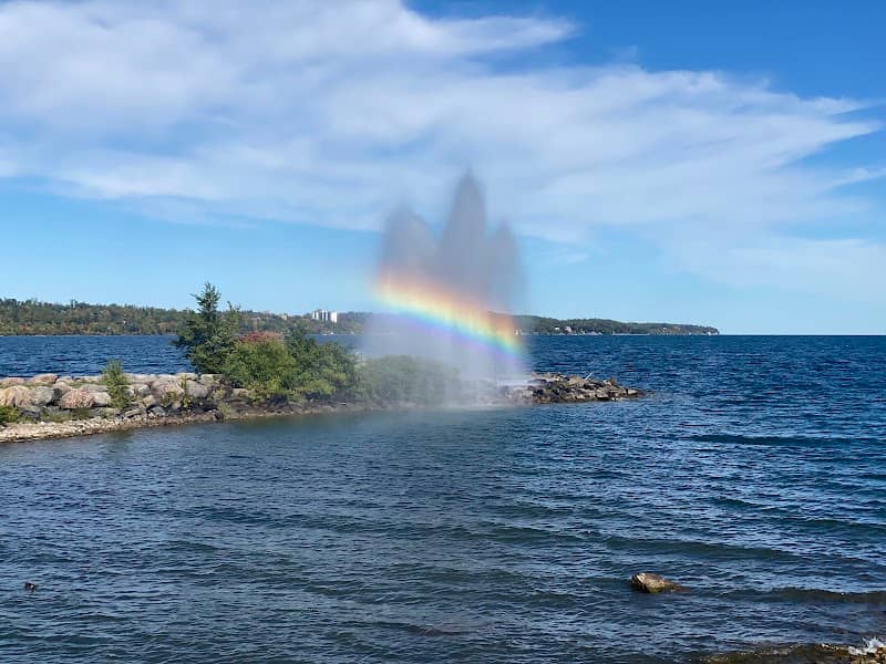 Waterfront Fountain - Image 2