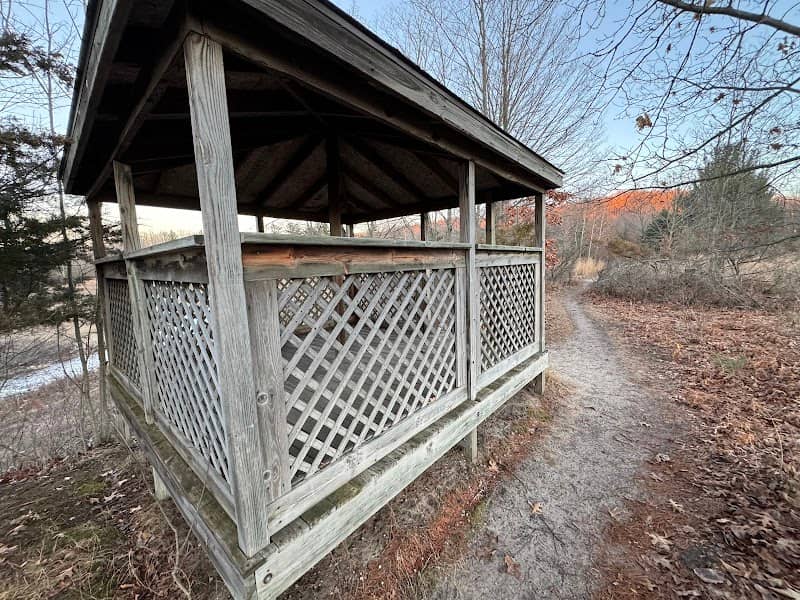 Oleson Bridge Trail Pavilion - Image 2