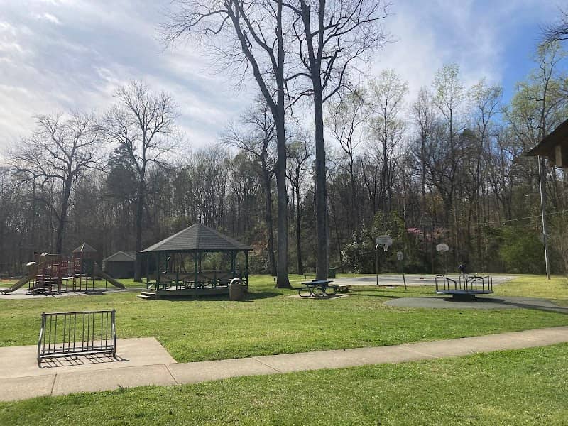 Harris Street Park - Image 1