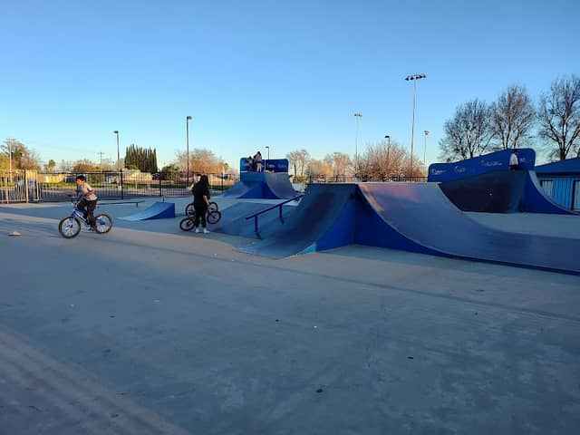 Edward Ray Park - Image 2