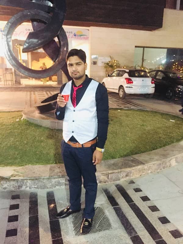 Sarai Park - Image 2