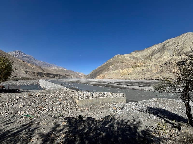 Tiri village - Image 1
