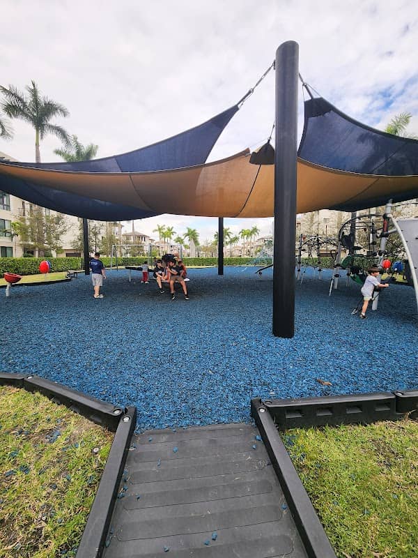 Mina Park - Image 1