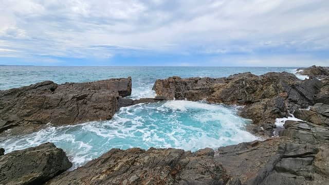 Pine Point lookout - Image 2