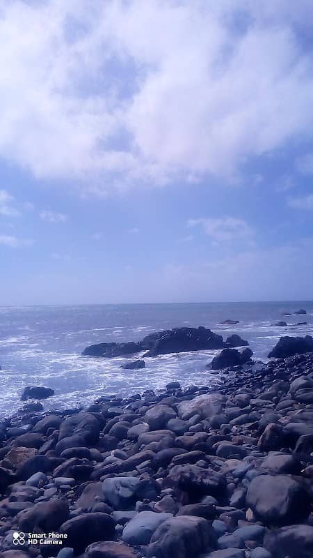 Pine Point lookout - Image 1