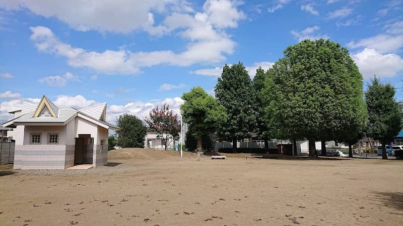 Icho Park - Image 2