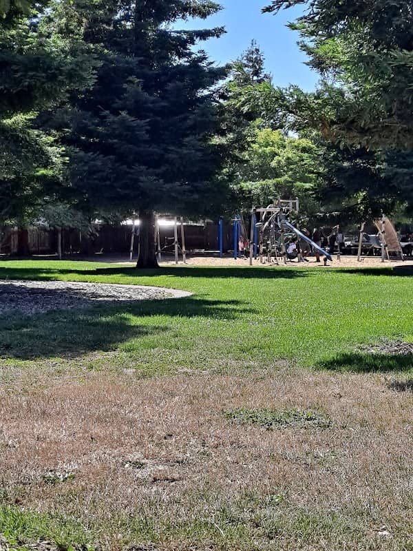 Halcyon Park - Image 1