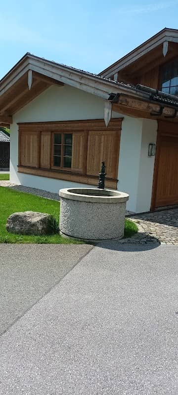 Schwengelpumpe-Brunnen - Image 1