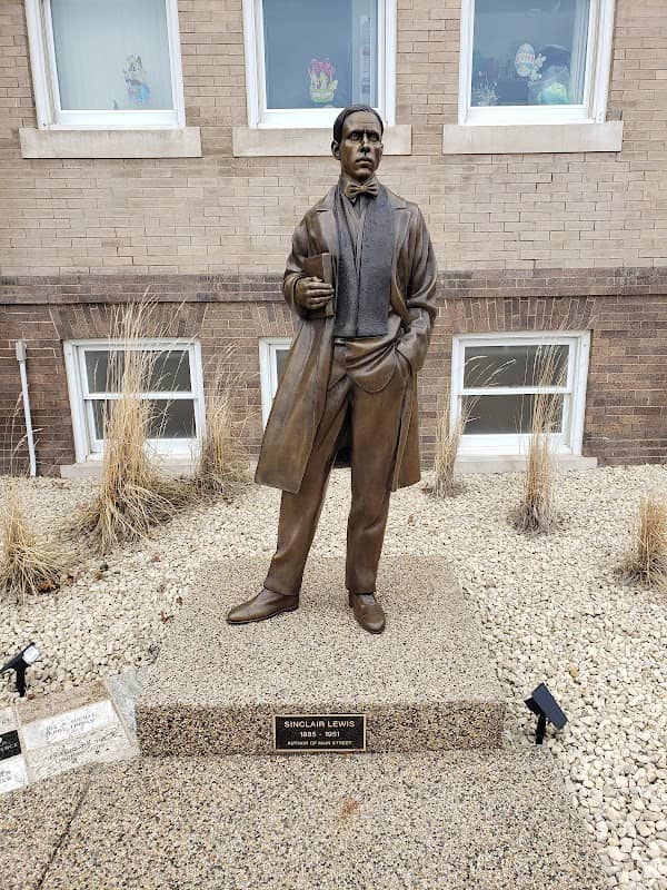 Sinclair Lewis Statue (Author of "Main Street") - Image 2