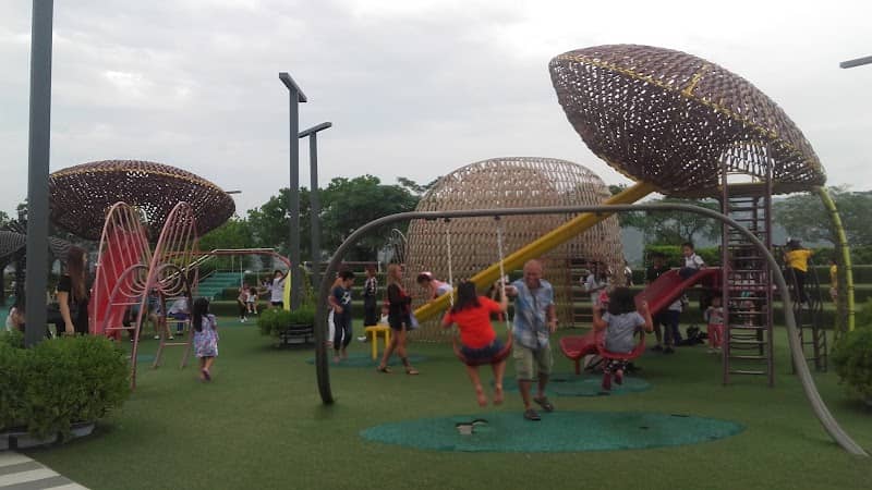 Sky Park Garden - Image 1
