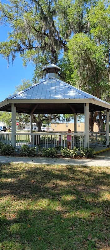 Groveland's Downtown Festival Park - Image 1