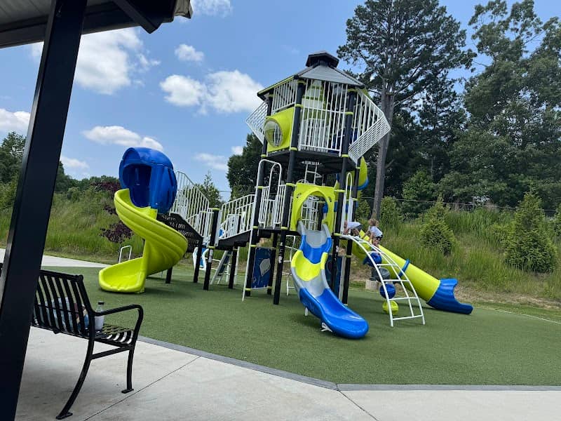 Stinger Park - Image 1