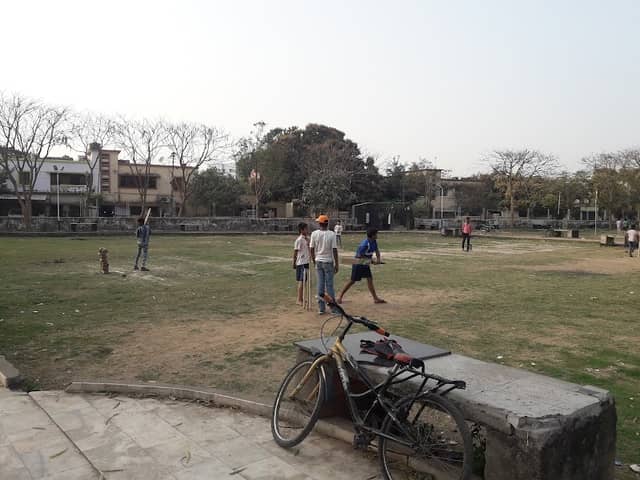 Teen Koniya Park - Image 1