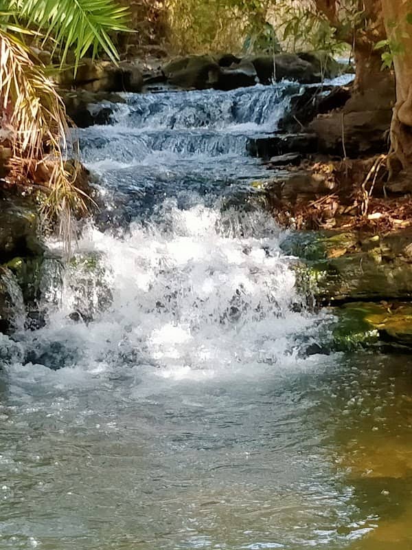 NAMU JAMDOBA MINI WATERFALL - Image 1