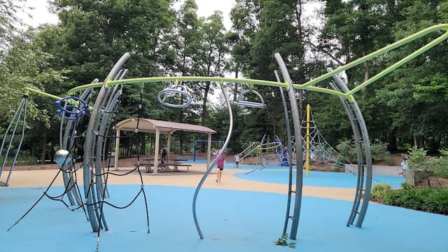 Walnut Street Park - Image 2