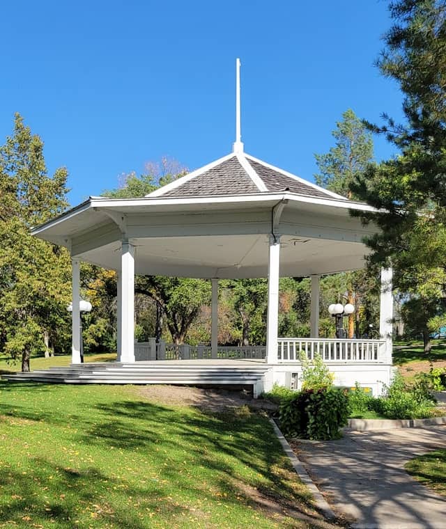Wascana Bandstand - Image 1