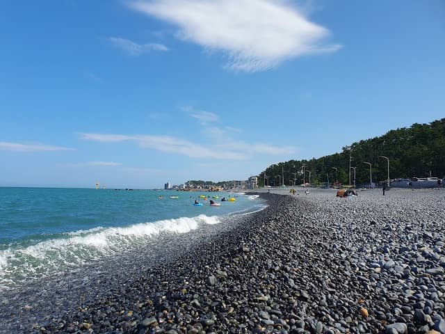 Jujeon Mongdol Beach - Image 1