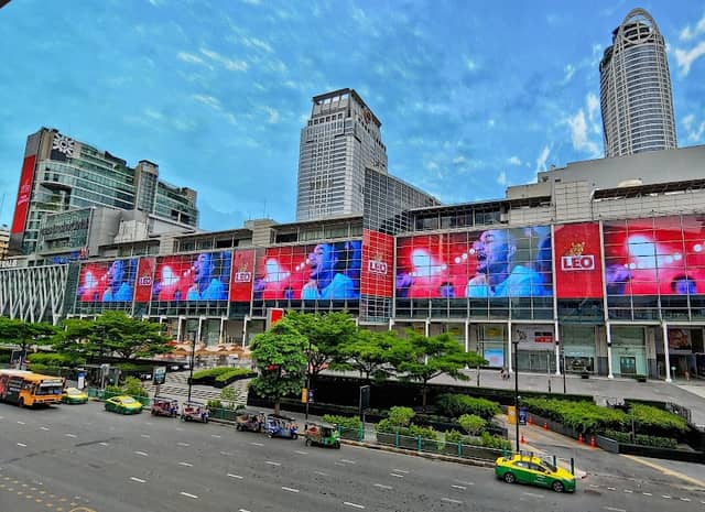 Ratchaprasong Sky Walk - Image 1