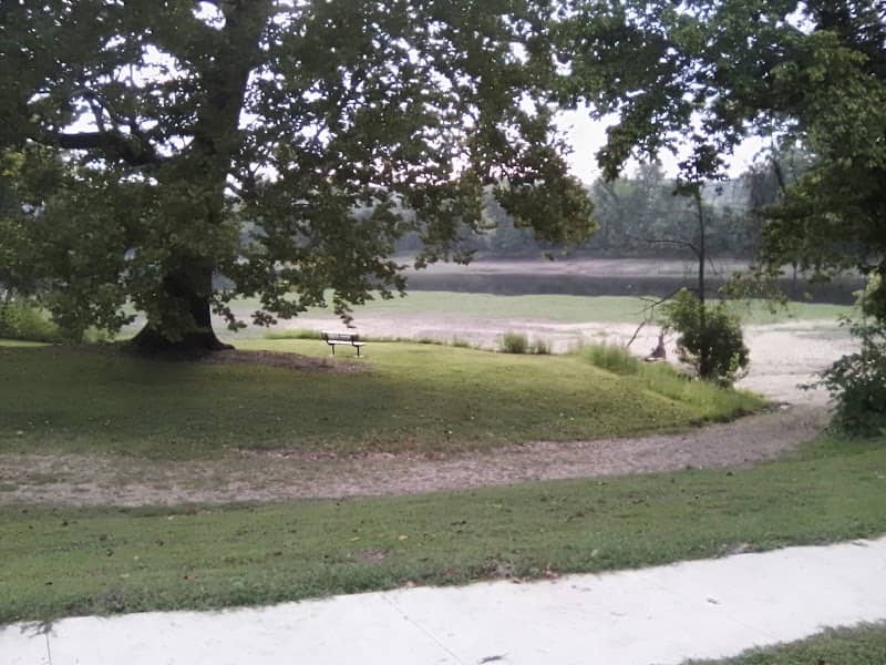 Tuscumbia Riverside Park - Image 2