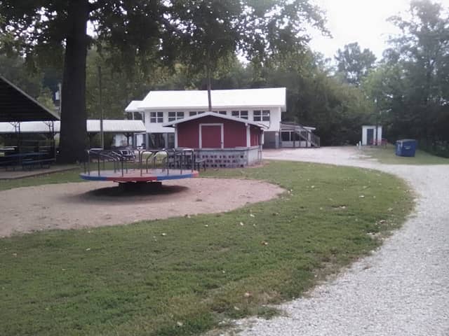 Tuscumbia Riverside Park - Image 1