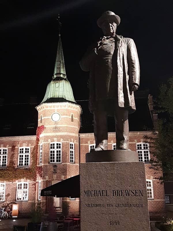 Statue of Michael Drewsen - Image 1