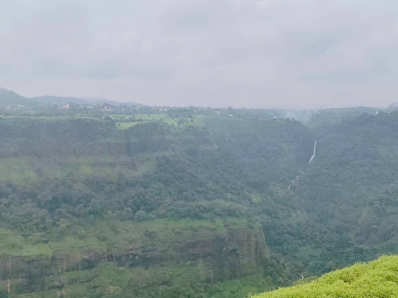 Khandala Ghat Starts - Image 1