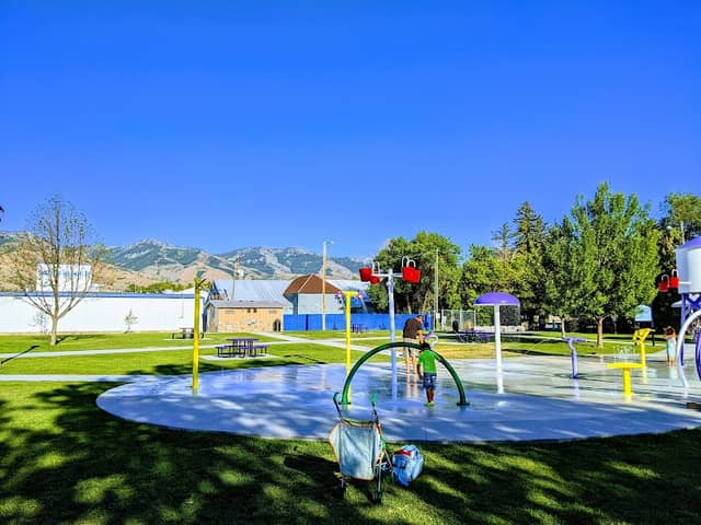 Smithfield Central Park Splash Pad - Image 2