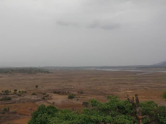 Yogesh Salunke'š Dam View, Hill edge, Farm House - Image 1