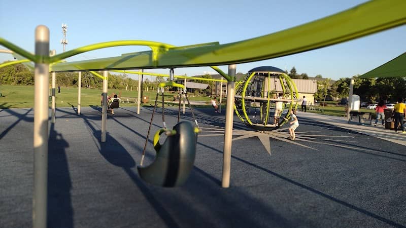 Becker Park - Image 2