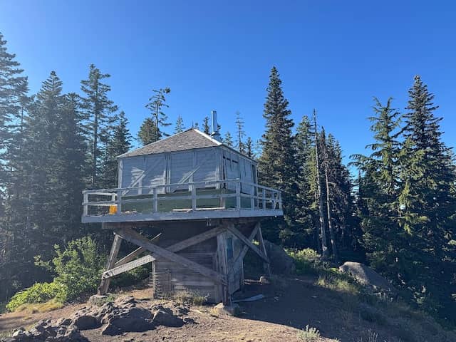 Devil's Peak Lookout - Image 2