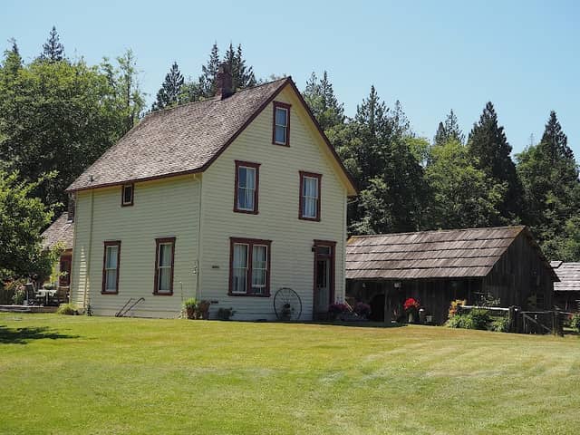 Annand/Rowlatt Farmstead - Image 1