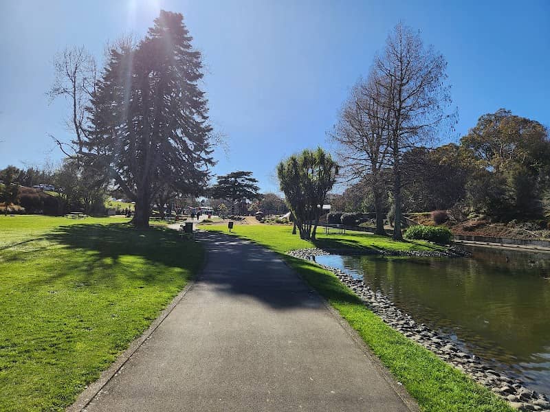 Memorial Park - Image 2