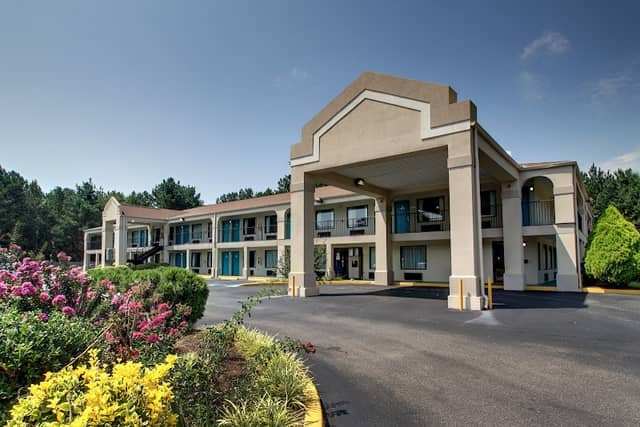 Key west inn - Image 1