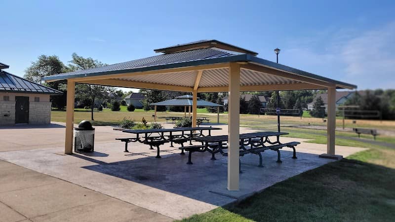 East Knoll Park - Image 2