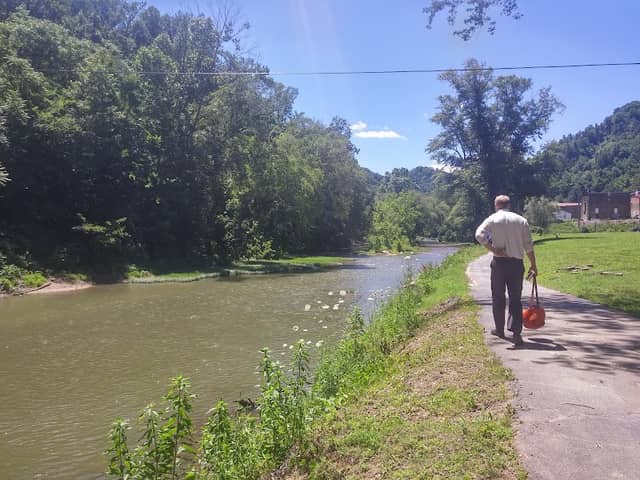 Riverfront Park - Image 1