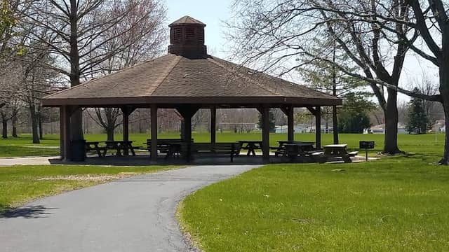 George Doering Park - Image 2