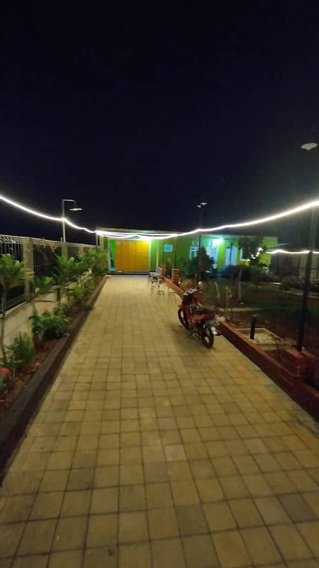 Gifarri Garden - Image 1