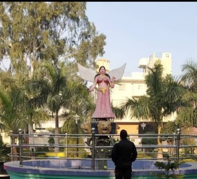 Sachiwalya Colony Park - Image 1