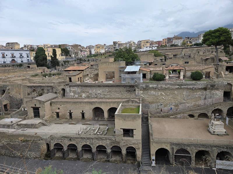 Punto panoramico dei scavi archeologici di Ercolano lato spiaggia - Image 1
