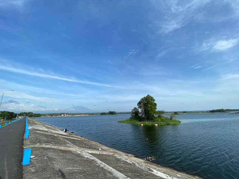 Cengklik Reservoir Recreational Path Roads - Image 1