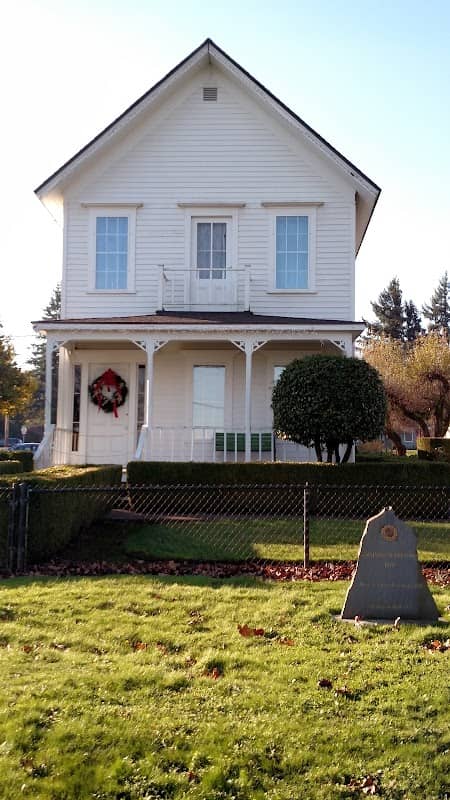 Caples House Museum Complex - Image 1