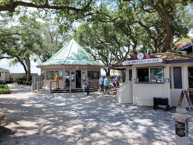 Vagabond Reservation Office - Image 2