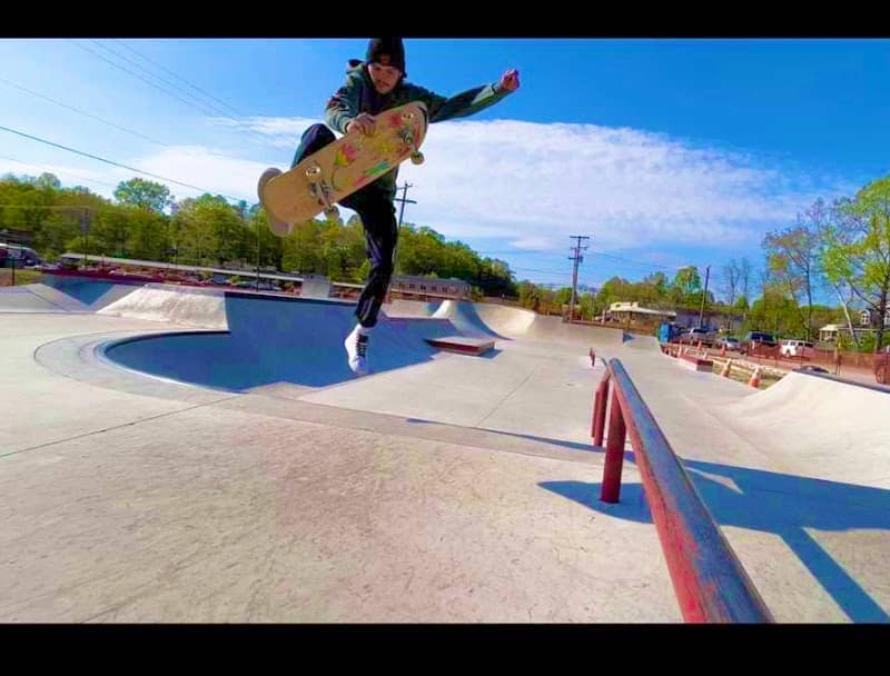 Hurricane Skate Park - Image 1