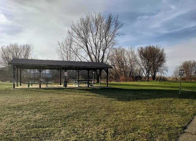 Sunrise Park - Image 1