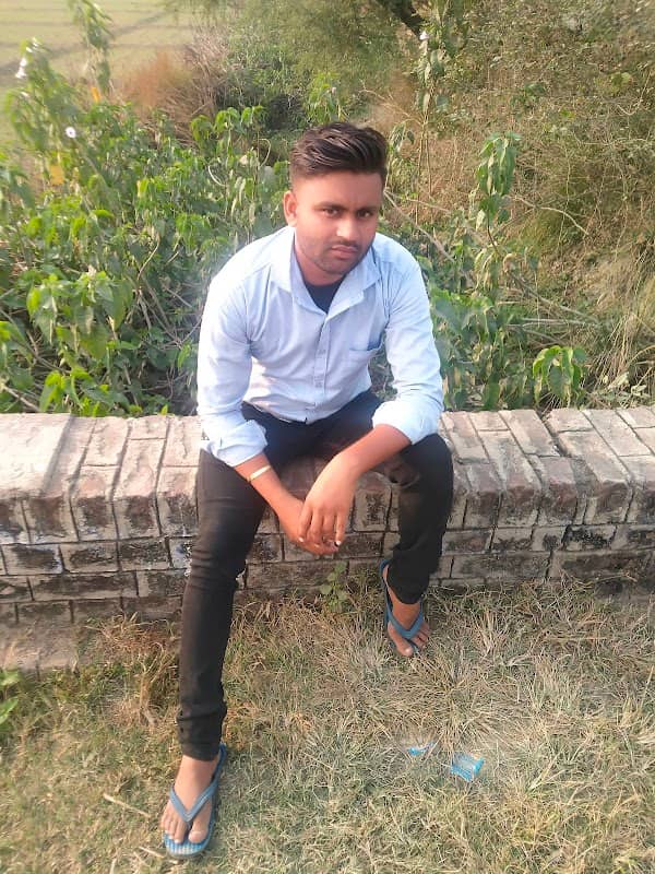 Abhishek dwar - Image 1