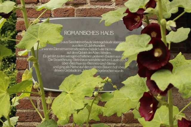 Romanisches Haus im Grugapark - Image 2